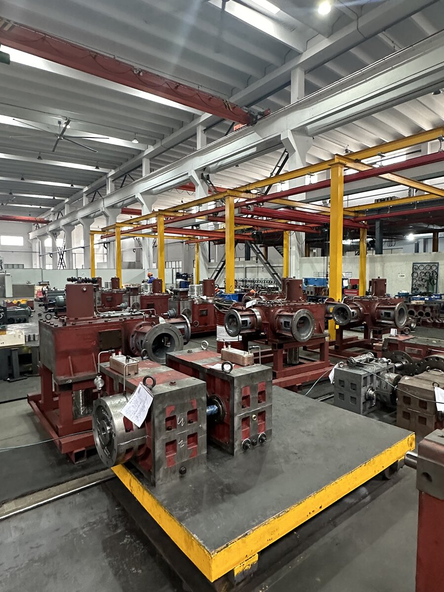 Modern Production Workshop Environment of Kaibo Transmission